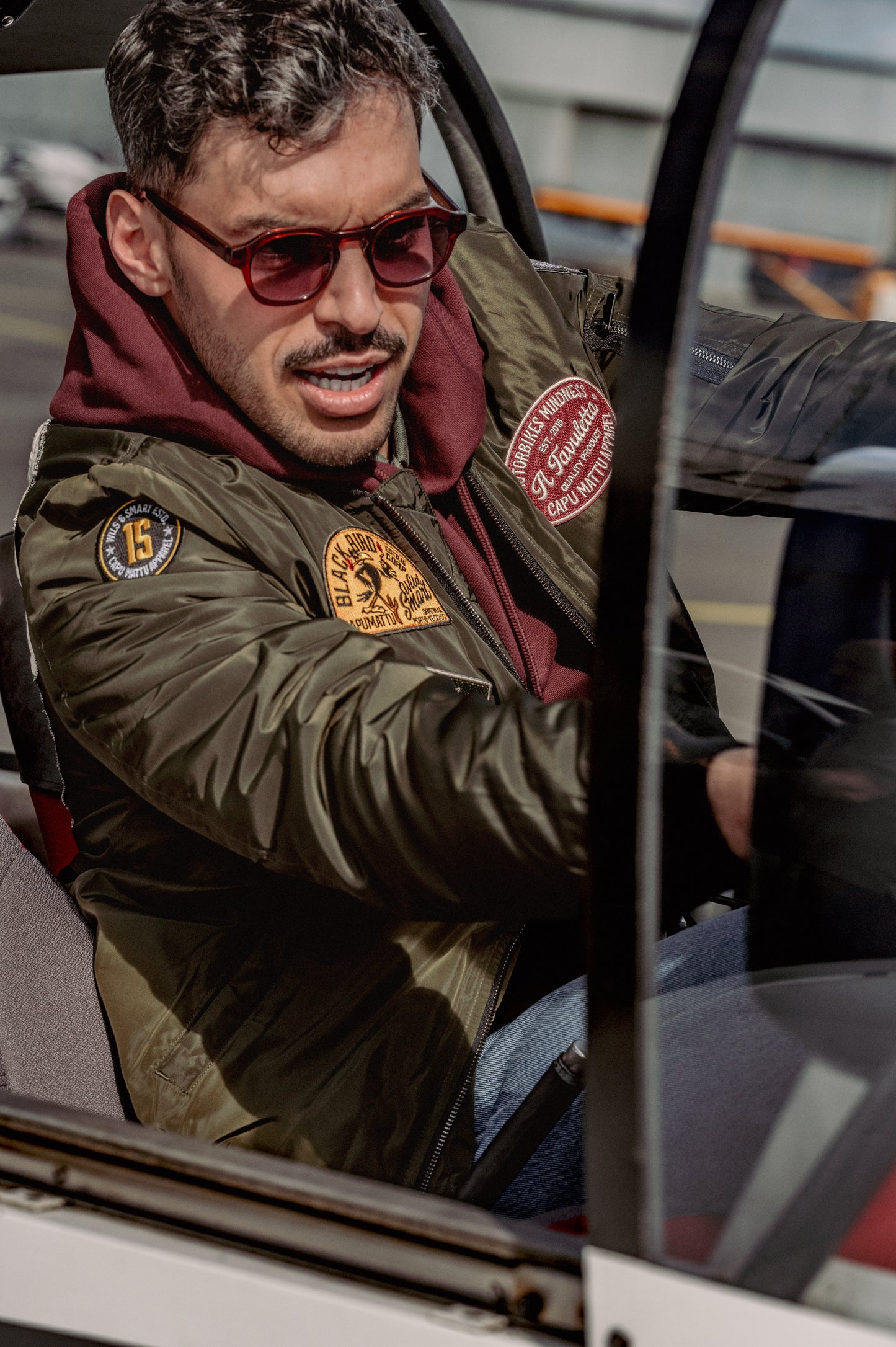Bombers Captain Black Bird Capu Mattu