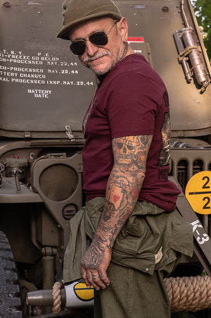 T-shirt Garage Ironpaw Dark Cherries T180