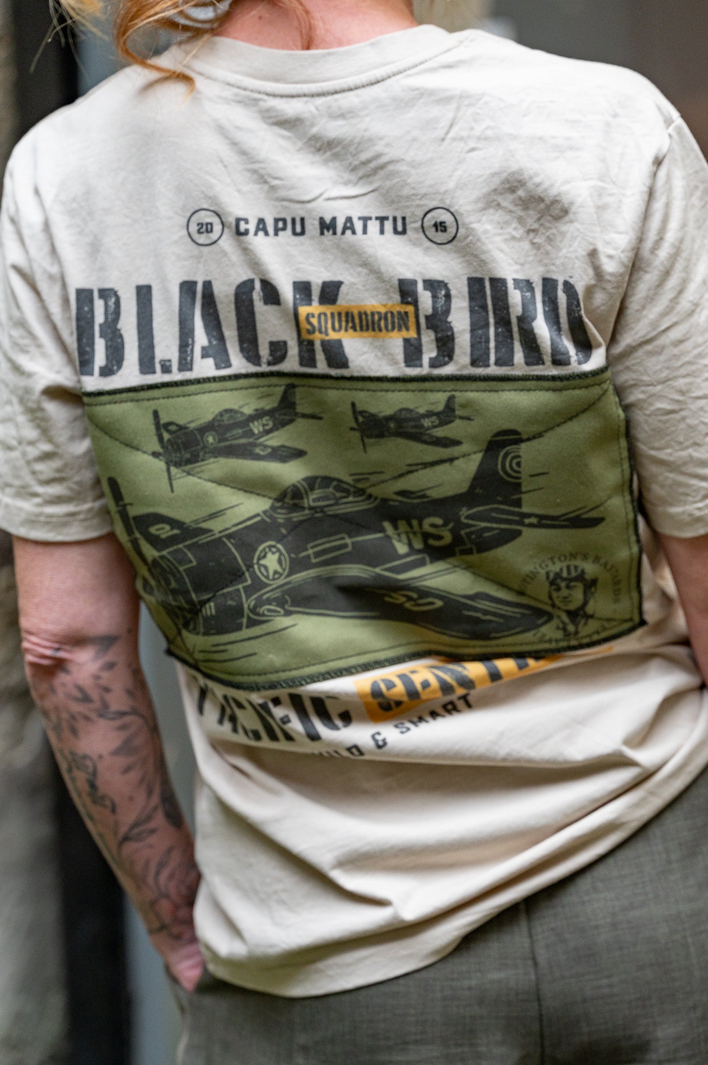 T-shirt Black Bird Squadron Crème Patchwork kaki