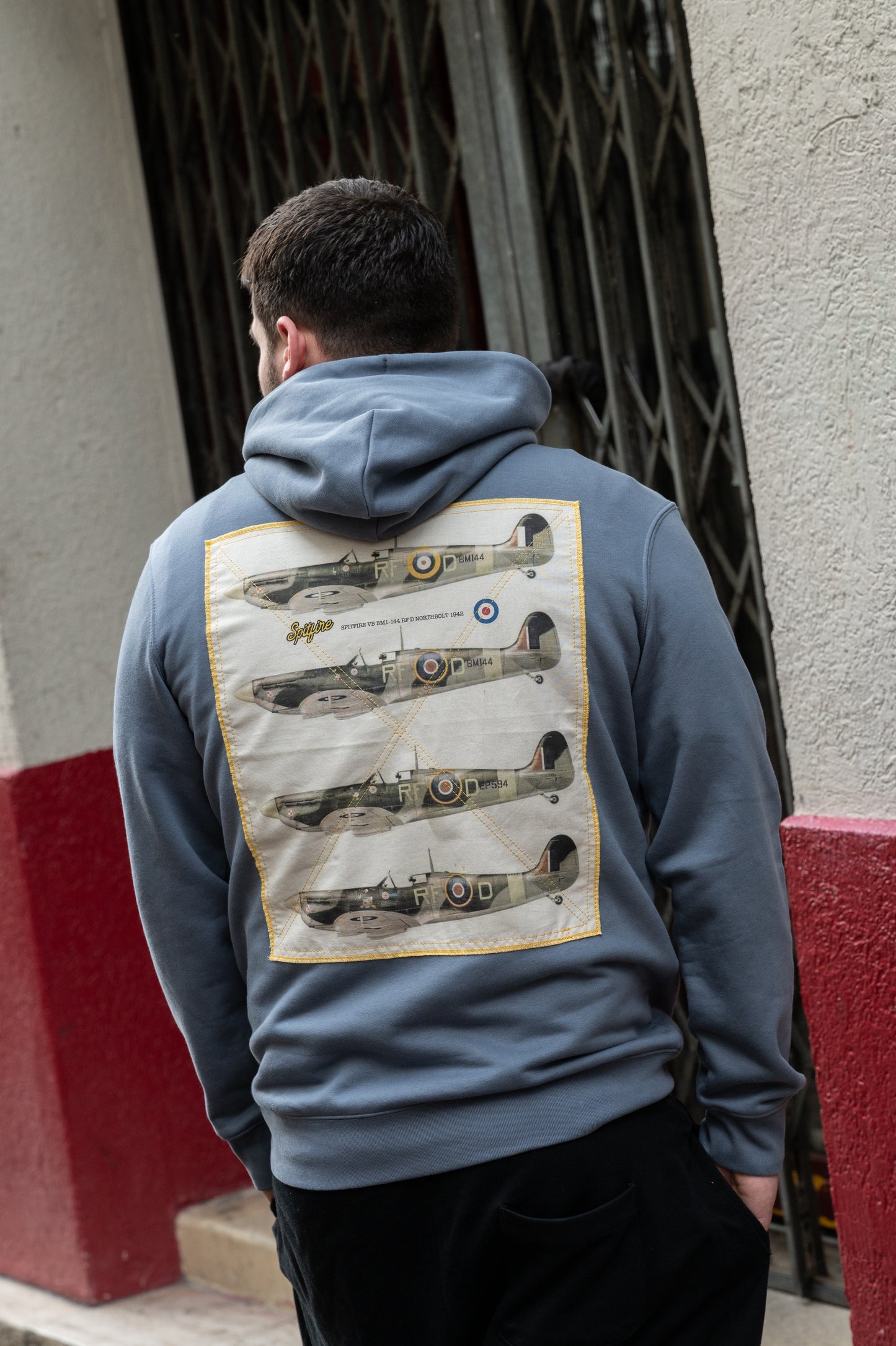 Sweat-shirt Hoodies Spitfire Iconic war machine gris minérale