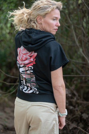Sweat femme sans manches Romantic – Merci pour les épines – Noir