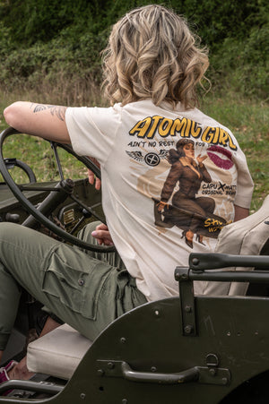 T-shirt Atomic Girl – Pin-Up WWII – Capu Mattu Original Brand