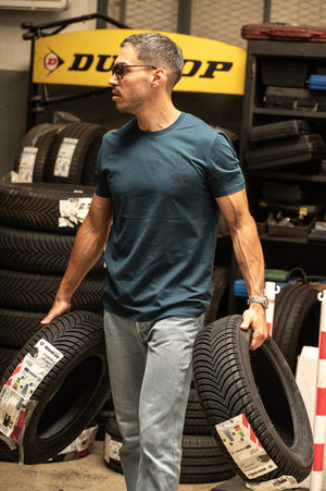 T-Shirt Legacy Race — Bleu Pétrole